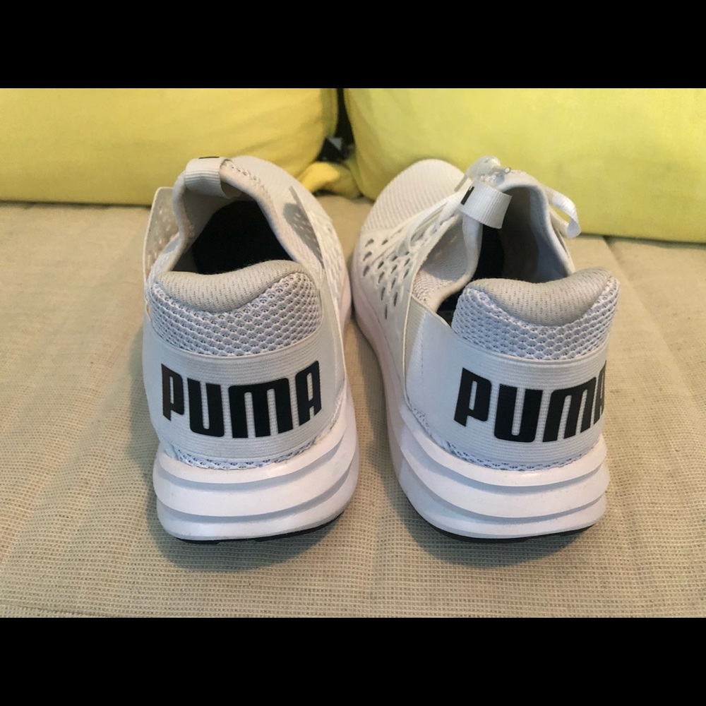 Puma - Picture 3 of 6